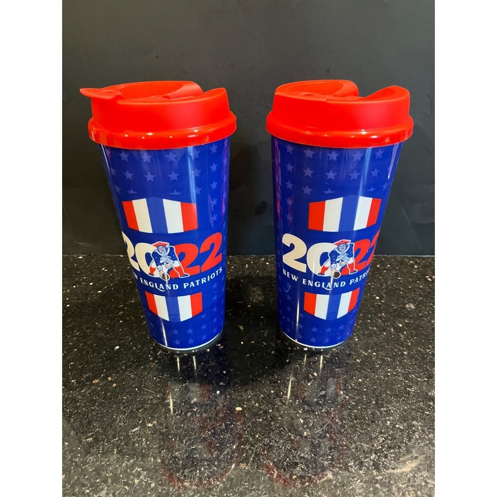 New England Patriots 22 Oz Hot or Cold Beverage Mugs Set of 2